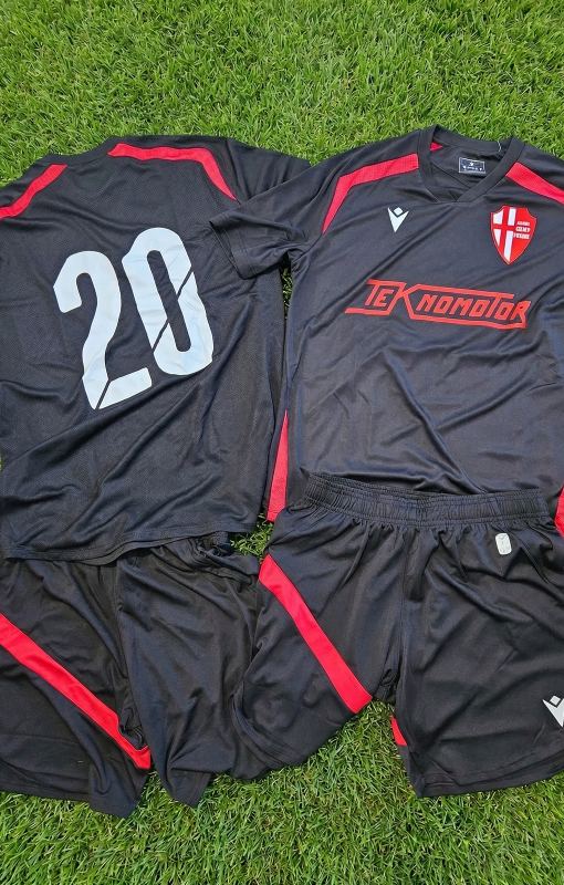 nuova-seconda-maglia 02